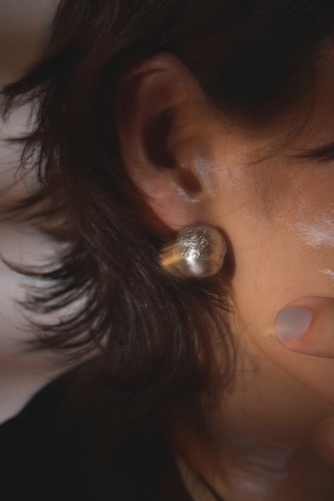 Obligation pierced earrings1