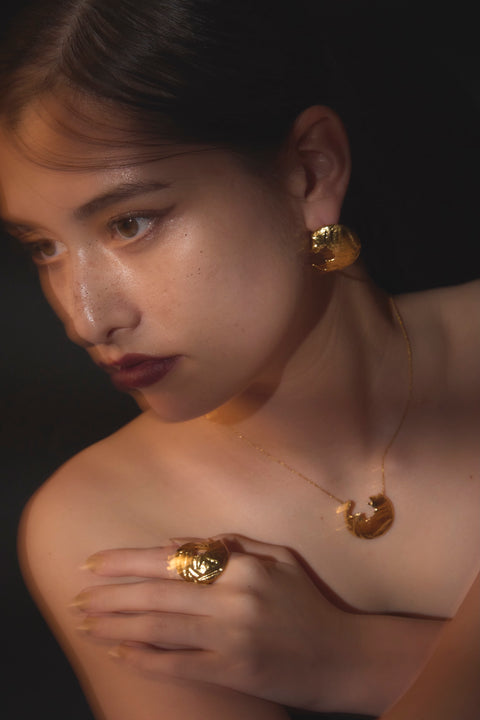 Pluto Fragment Necklace Gold